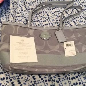 ‼️GREY SLIGHTLY USED COACH BAG‼️